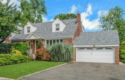 34 Berkeley Ave, Belleville Twp., NJ 07109-1470