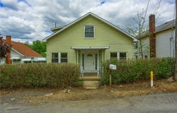 420 Old Zelienople Rd, Franklin Twp, PA 16117