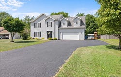 910 Lake Street, Evans, NY 14006