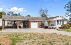 16 Port Side Lane, Belhaven, NC 27810