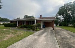 1116 Friendly Road, Dunn, NC 28334