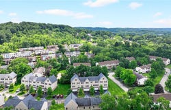 3096 Raintree Dr, Hampton, PA 15044