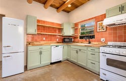 815 Baca, Santa Fe, NM 87505
