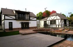 605 Foothill Rd, Beverly Hills, CA 90210