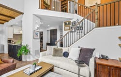 638 Legend Lane, McHenry, IL 60050