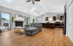 438 E 319th Street, Willowick, OH 44095