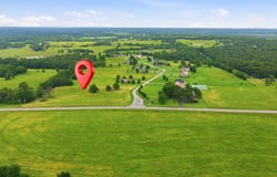 S 146th Road, Bolivar, MO 65613