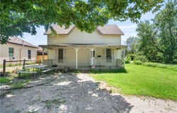 415 W 2nd Street, Cherryvale, KS 67335