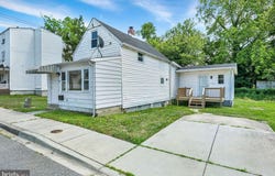 46 LINCOLN Street, DOVER, DE 19904