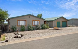 1043 Cheyenne, Los Alamos, NM 87544