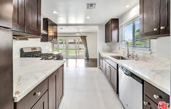 23008 Hamlin St, West Hills, CA 91307