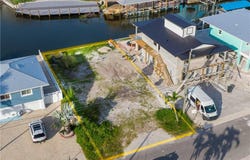 914 3rd, FORT MYERS BEACH, FL 33931