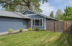 209 E NORTH St, Newberg, OR 97132