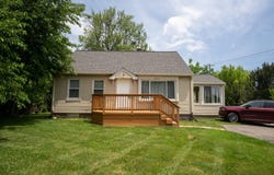 2712 Voorheis Road, Waterford, MI 48328