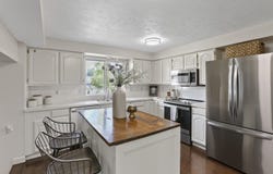 513 E Timberwood Cir, Spokane, WA 99208
