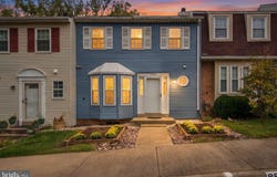 5352 ANCHOR Court, FAIRFAX, VA 22032
