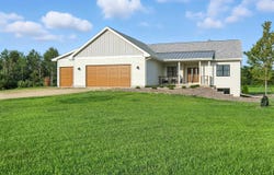 W8722 County Road B, Poynette, WI 53955