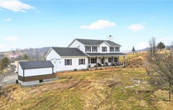 220 Main Rd, Donegal, PA 15376