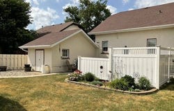 332 4th Street SW, Rugby, ND 58368
