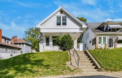 2325 S 15th Street, St Joseph, MO 64503