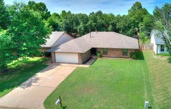 17 Pueblo, Edmond, OK 73013