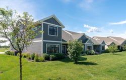 329 River Pt, La Crosse, WI 54601