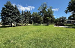 1406 Okoboji Avenue, Milford, IA 51351