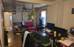 21 Railroad Ave, Phillipsburg Town, NJ 08865-3211