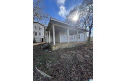 214 PARKER BOULEVARD, WEAVER, AL 36277
