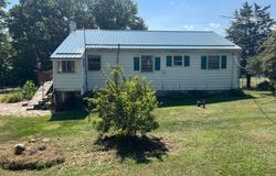 1125 Farmington Hill Rd, Tioga, PA 16946