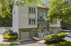 35 Lone Star Lane, Manalapan, NJ 07726