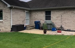 413 11th Circle SE, DeMotte, IN 46310