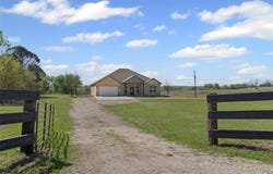 4520 County Road 307, Grandview, TX 76050