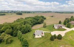 11109 Club View Drive, St Joseph, MO 64505