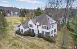 5 Fenwick Drive, Avon, CT 06001