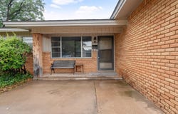 4909 42nd Street, Lubbock, TX 79414