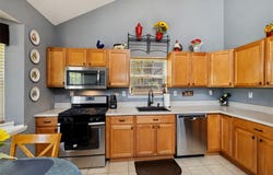 1 Queens Road, Miller Place, NY 11764