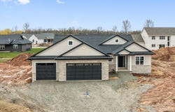 3696 ELLA JO Way, DE PERE, WI 54115-2346