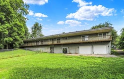 402 N Mohee Drive, Hartford City, IN 47348