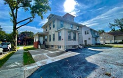 402 S WHITE HORSE PIKE, AUDUBON, NJ 08106