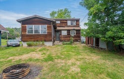 430 E Oxford St, Duluth, MN 55803