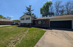 3638 W CASSADAGA Court, Peoria, IL 61615