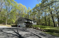 3237 Woodcrest Avenue, Effort, PA 18330