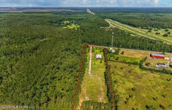 10540 Old Stage Road, Moss Point, MS 39562