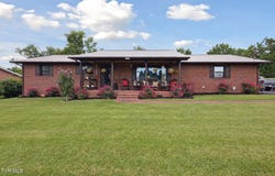 188 McArthur Circle, Bristol, VA 24201