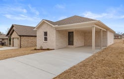 30 S Prairie St, Florence, AL 35630