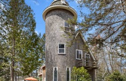 832 Main Road, Islesboro, ME 04848