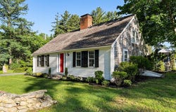 45 Taylor St, Pembroke, MA 02359