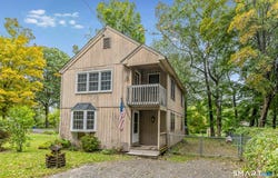 400 Hidden Lake Road, Haddam, CT 06441