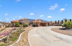 18186 Bangor, Hesperia, CA 92345
